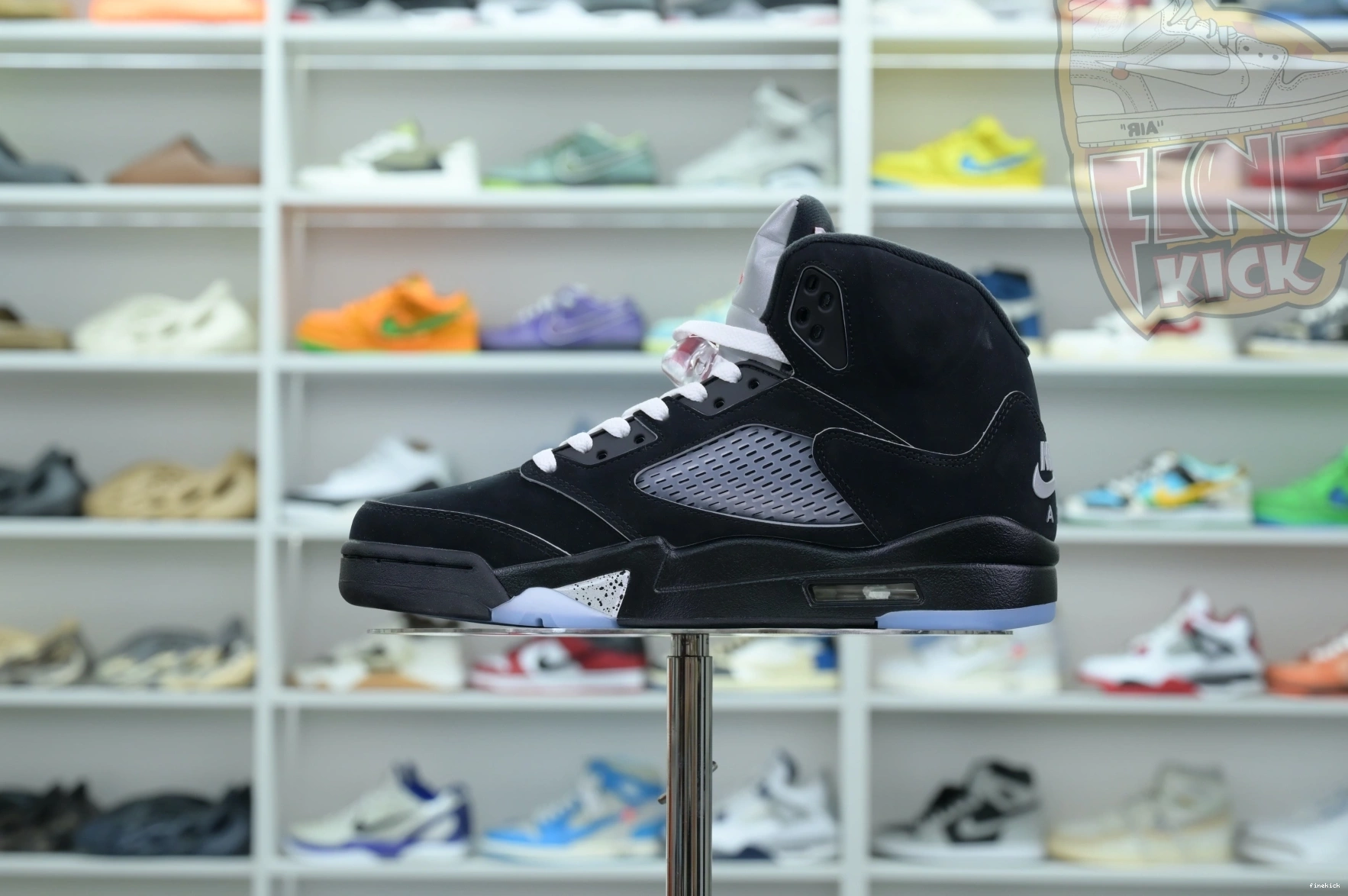 5“BLACK REIMAGINED” METALLIC Air Jordan Jordan 1101